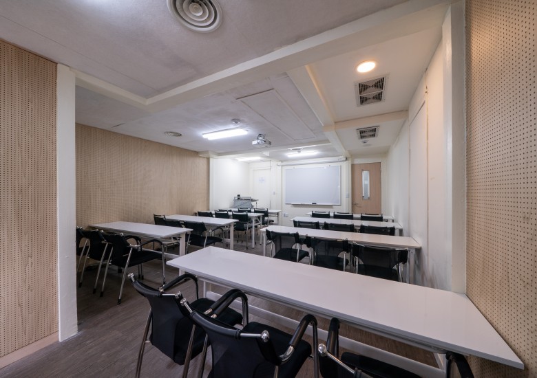 강남역 5호점 세미나 2 (24인실)