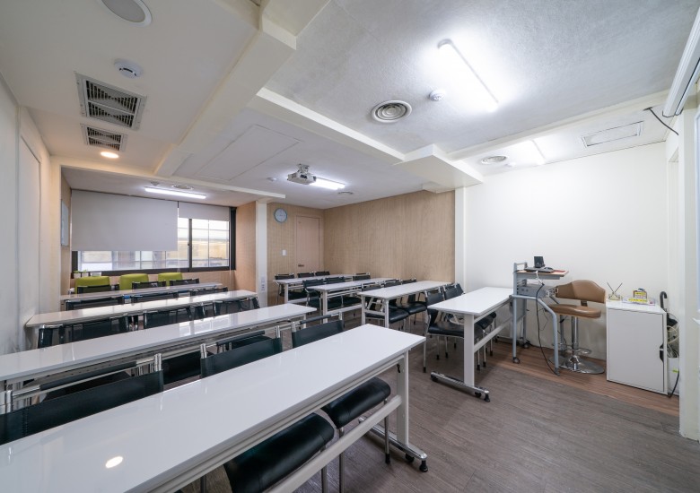 강남역 5호점 세미나 2 (24인실)